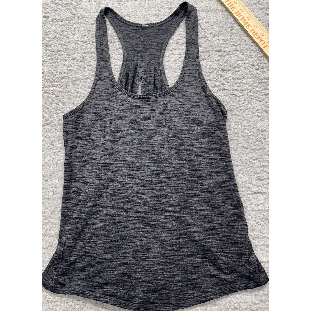 Lululemonโ Essential Tank Top in Heathered Black Gray Razor Back 6 Women's